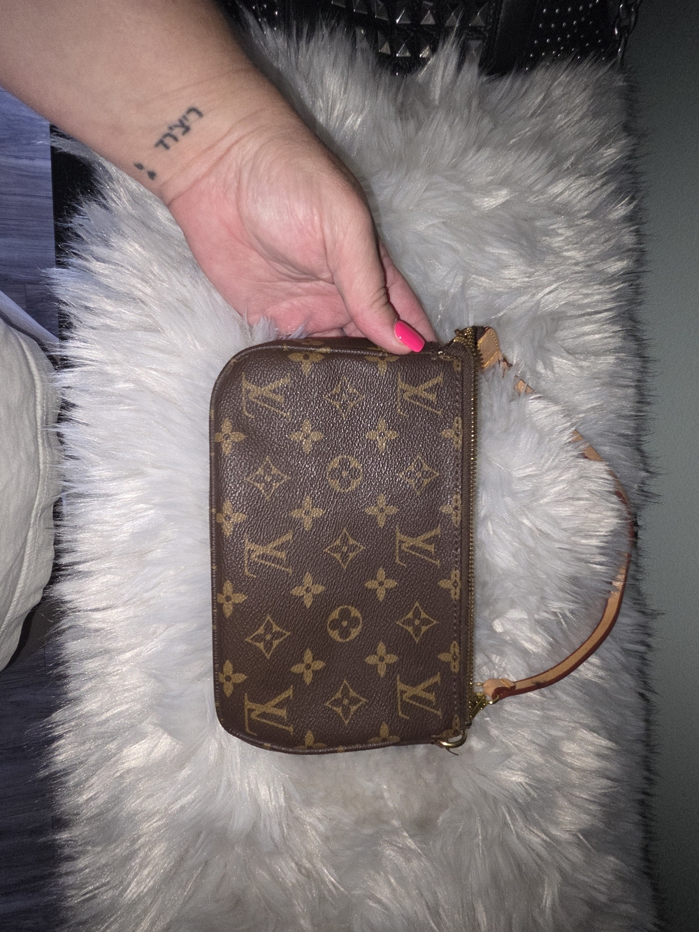 Louis Vuitton Monogram Pochette Accessoires - Brown/Tan/ I Do Not Know If Legit - Picture 3 of 8